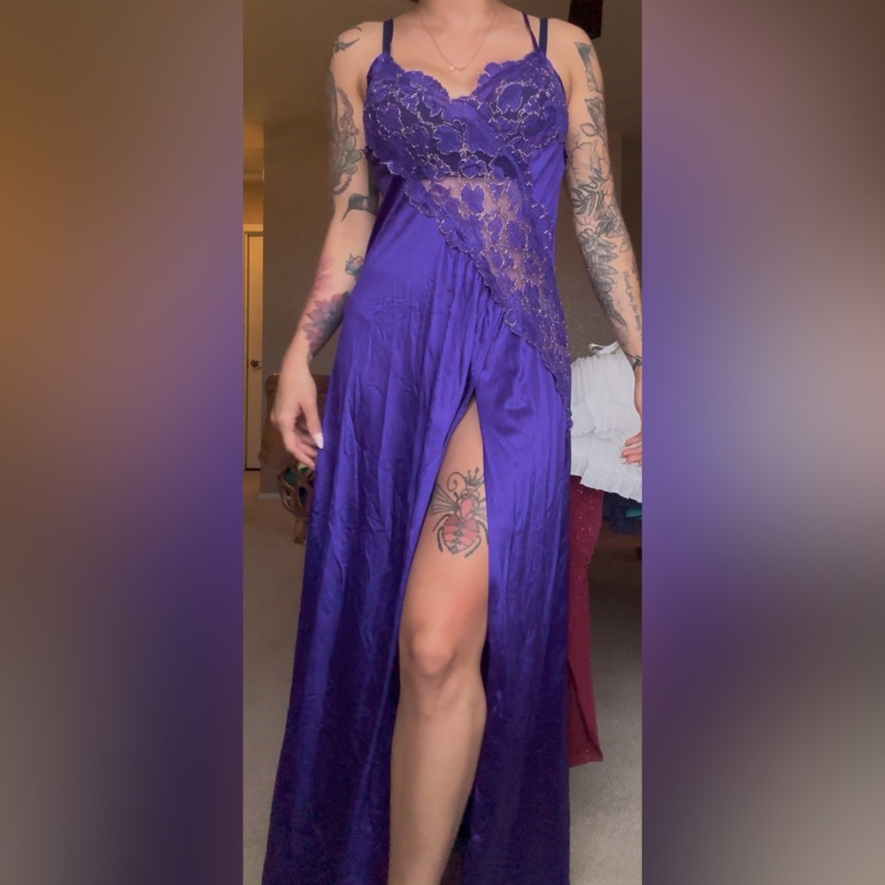 Colecse Couture Purple Lace Slip – Size Medium